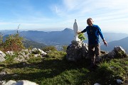 In Cornagera (1311 m) ad anello sui sentieri ‘Cornagera’ e ‘Vetta’ il 16 ottobre 2016 - FOTOGALLERY